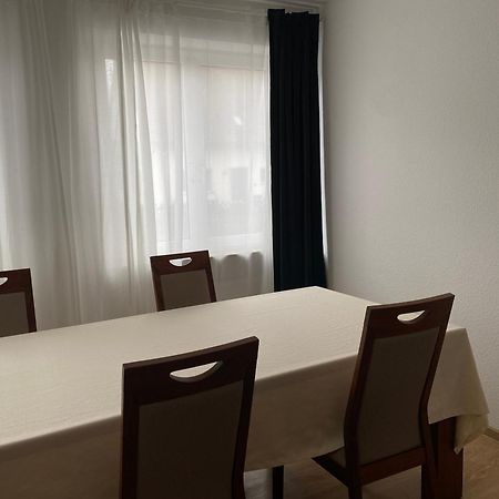 Ferienwohnung Feucht Eg Naturnah Parkplatz Wlan Exterior photo