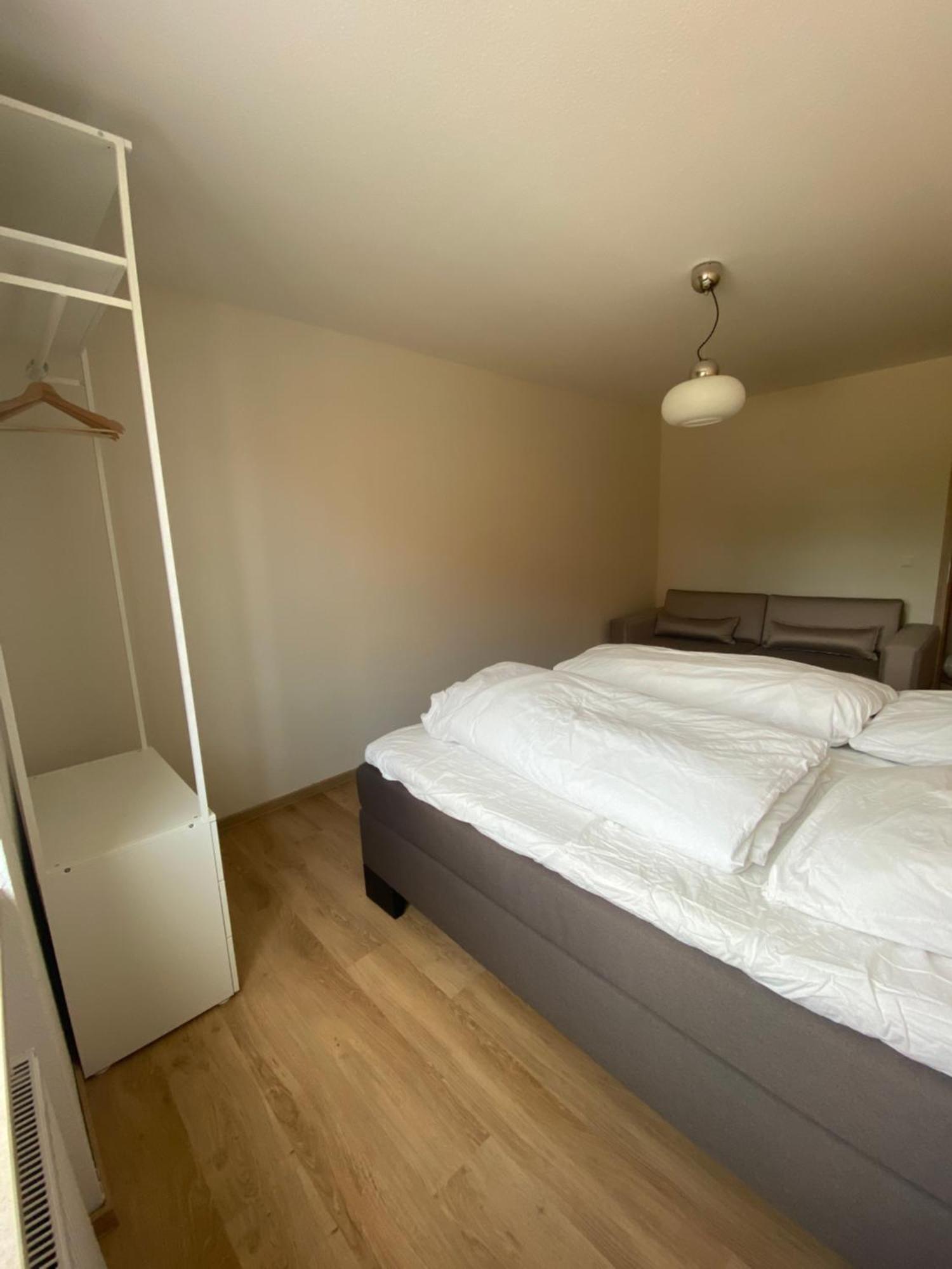 Ferienwohnung Feucht Eg Naturnah Parkplatz Wlan Exterior photo